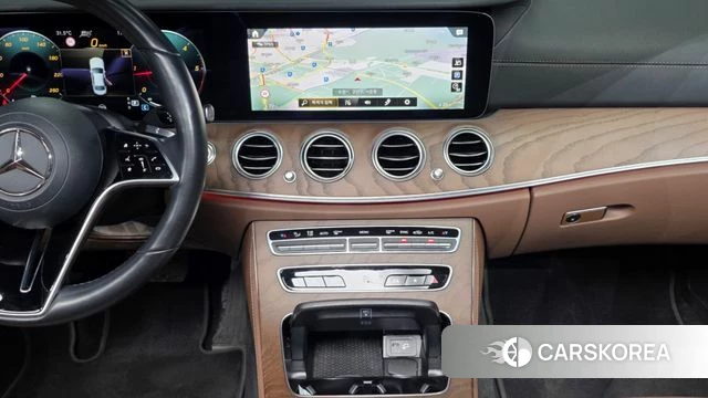 Mercedes-Benz E-Class W213 2021 Черный из Кореи, фото 5