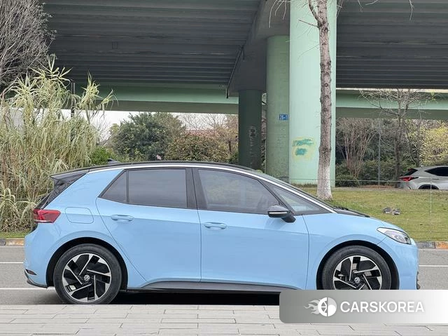 Volkswagen ID.3 2024 Синий из Китая, фото 5
