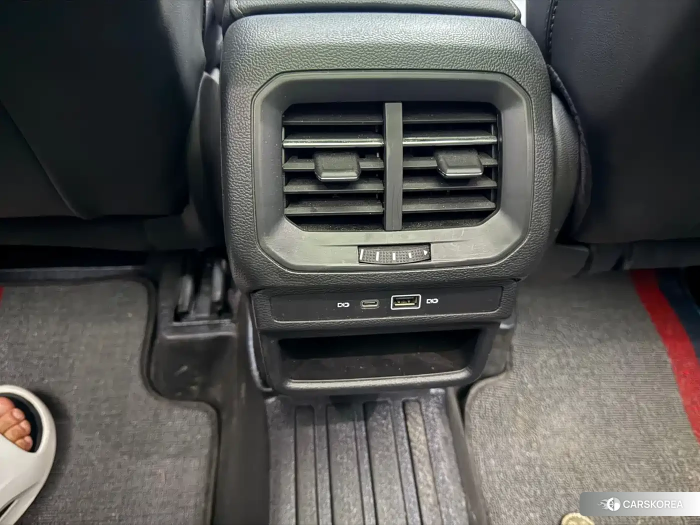 Volkswagen Tharu 2023 Silver/gray из Китая, фото 5