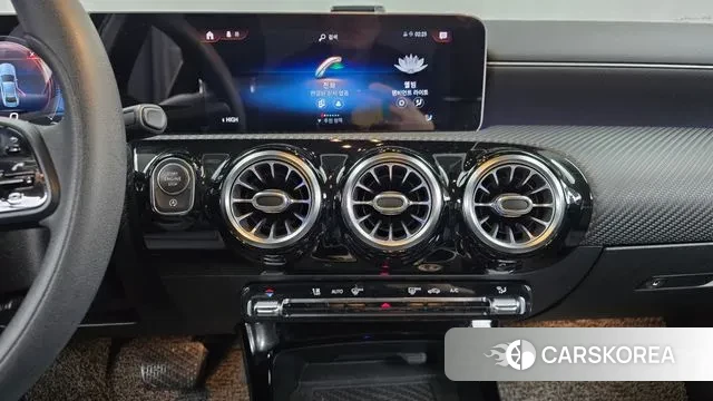 Mercedes-Benz A-Class W177 2020 Черный из Кореи, фото 5