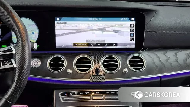 Mercedes-Benz E-Class W213 2023 Белый из Кореи, фото 5