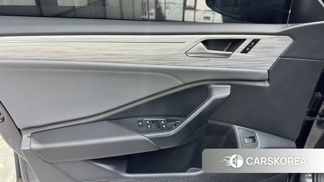 Volkswagen Sagitar 2023 Черный из Китая, фото 5