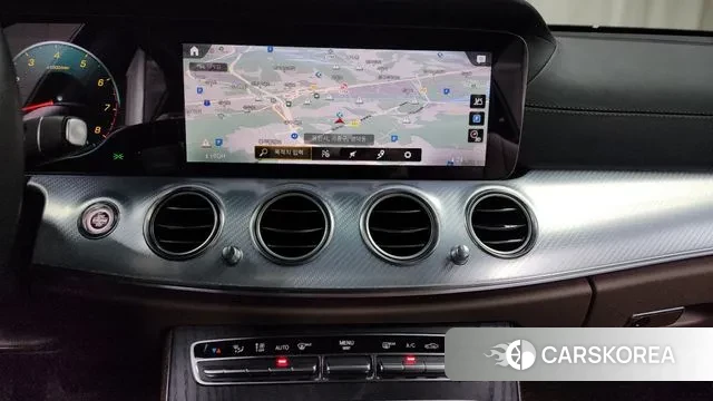 Mercedes-Benz E-Class W213 2021 Белый из Кореи, фото 5