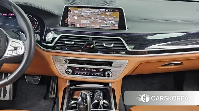 BMW 7 Series (G11) 2019 Серебристо-серый из Кореи, фото 5