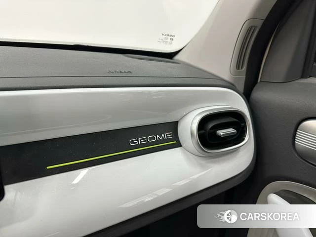 Geely Galaxy panda 2025 Желтый из Китая, фото 5