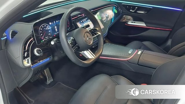 Mercedes-Benz E-Class W214 2024 Белый из Кореи, фото 5