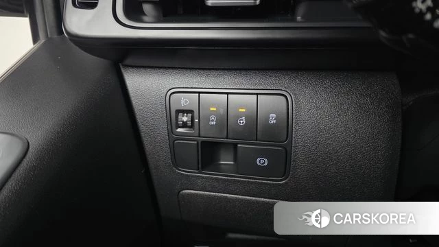 Hyundai Staria 2022 Серебристо-серый из Кореи, фото 5