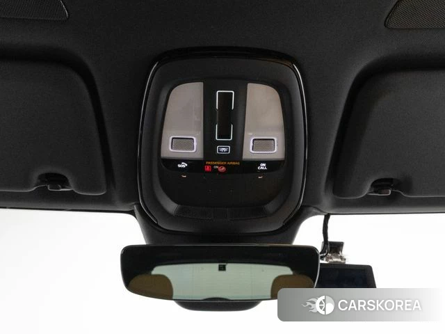 Volvo XC60 second Generation 2022 Белый из Кореи, фото 5