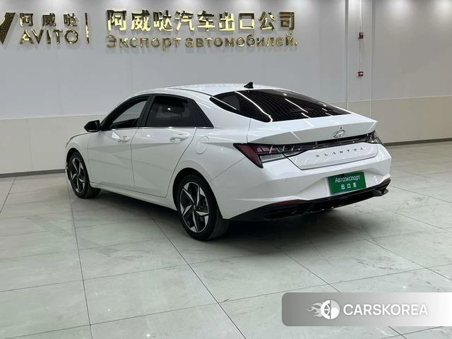 Hyundai Elantra 2021 Белый из Китая, фото 5