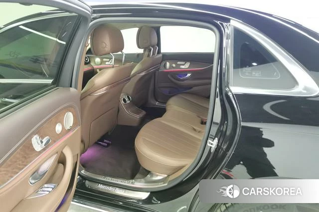 Mercedes-Benz E-class id 4208330 из Китая 5