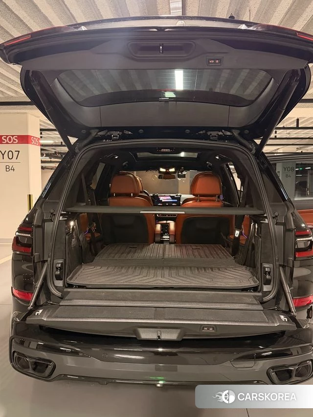BMW X7 (G07) 2023 Черный из Кореи, фото 5