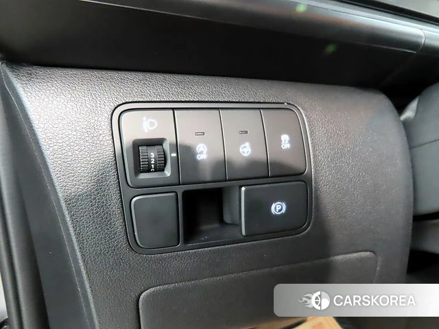 Hyundai Staria 2023 Серебряный из Кореи, фото 5