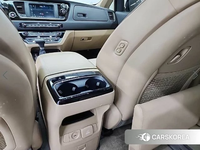Kia The New Carnival 2019 Белый из Кореи, фото 5