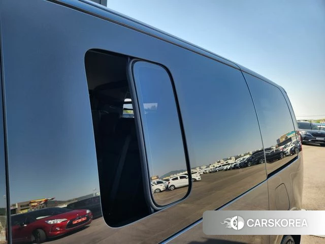 Hyundai Staria 2021 Серый из Кореи, фото 5