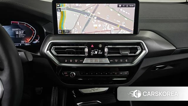 BMW X4 (G02) 2025 Черный из Кореи, фото 5