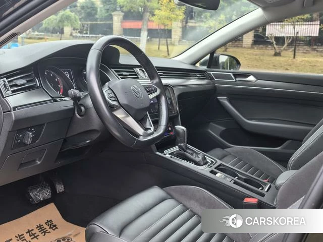 Volkswagen Magotan 2022 Черный из Китая, фото 5