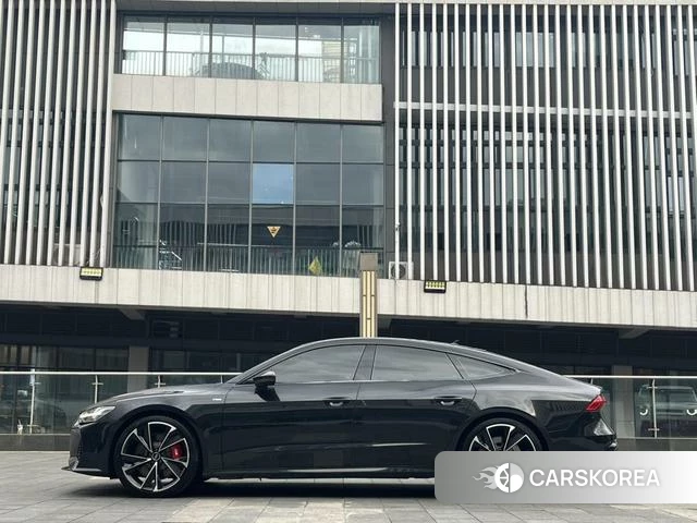 Audi A7 2021 Черный из Китая, фото 5