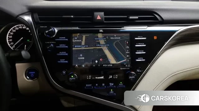 Toyota Camry (XV70) 2018 Белый из Кореи, фото 5