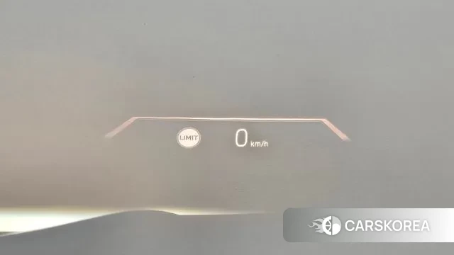 BMW 3 Series (G20) 2023 Белый из Кореи, фото 5