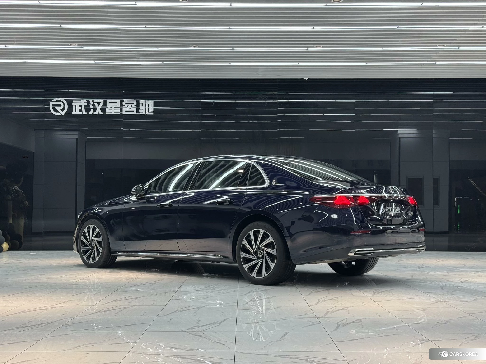 Mercedes-Benz E-class 2023 Синий из Китая, фото 5