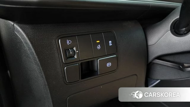 Hyundai Staria 2022 Белый из Кореи, фото 5