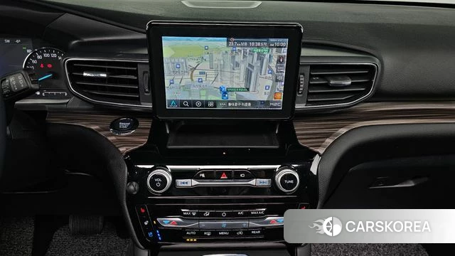 Ford Explorer 6th Generation 2022 Белый из Кореи, фото 5