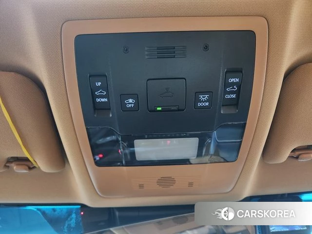 Lexus ES300h 7th generation 2025 Черный из Кореи, фото 5