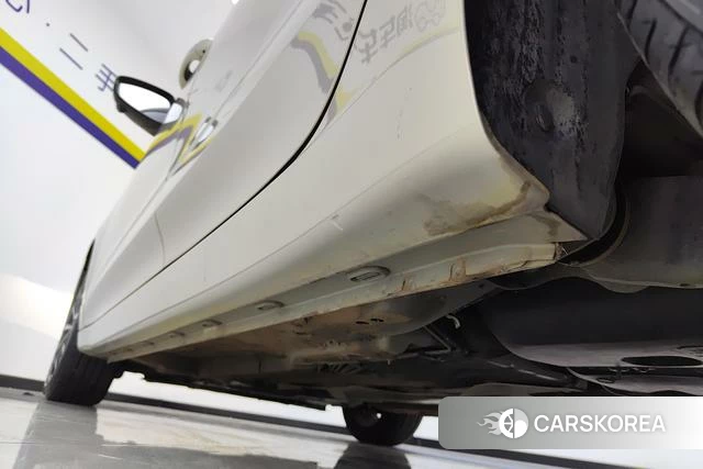 Roewe i5 2021 Желтый из Китая, фото 5