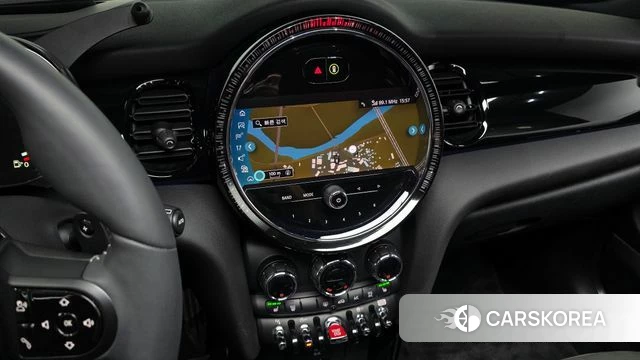 Mini Cooper S 2022 Зеленый из Кореи, фото 5