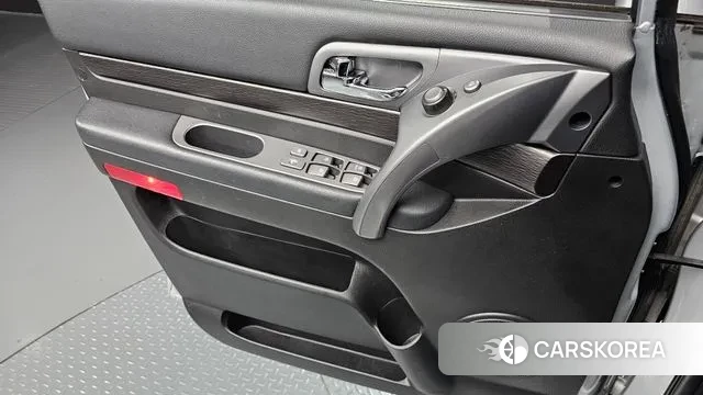 Ssangyong Korando Turismo 2018 Серебряный из Кореи, фото 5