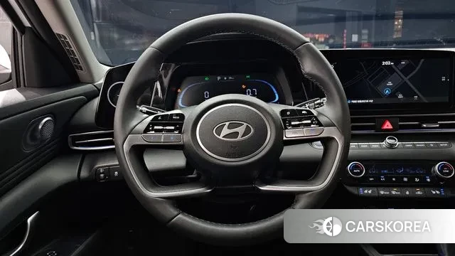 Hyundai The New Avante (CN7) 2024 Белый из Кореи, фото 5