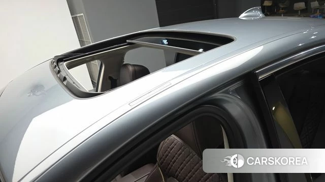BMW 5 Series (G30) 2018 Серебристо-серый из Кореи, фото 5