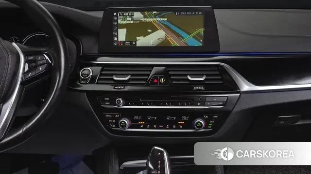 BMW 5 Series (G30) 2018 Черный из Кореи, фото 5