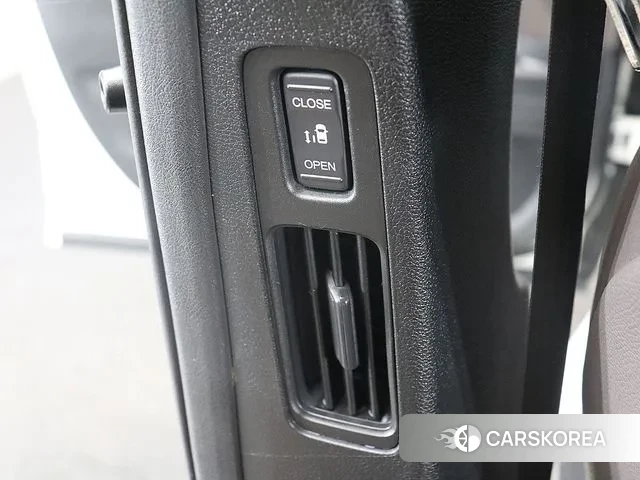 Honda Odyssey 2020 Белый из Кореи, фото 5