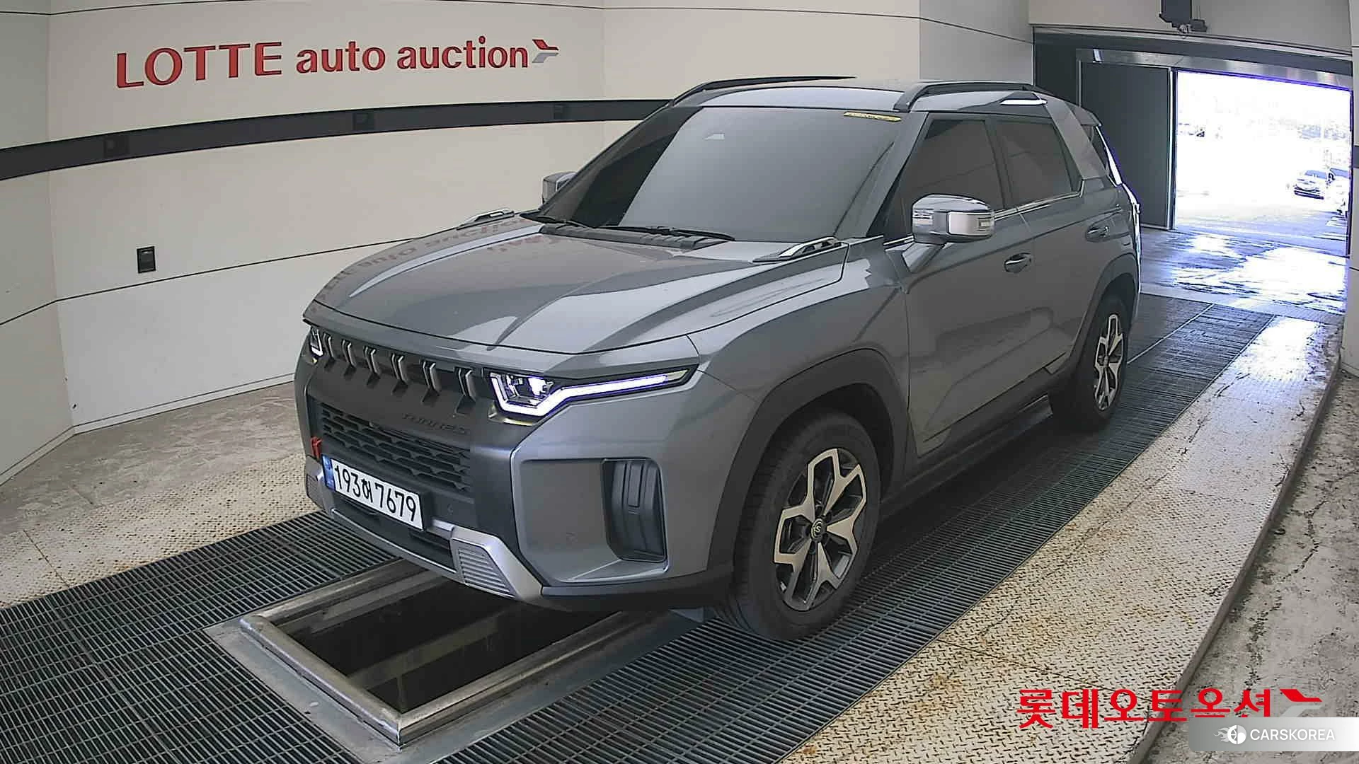 SsangYong Torres 2023 Platinum Gray из Кореи, фото 5