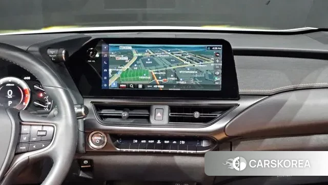 Lexus UX250h 2024 Белый из Кореи, фото 5