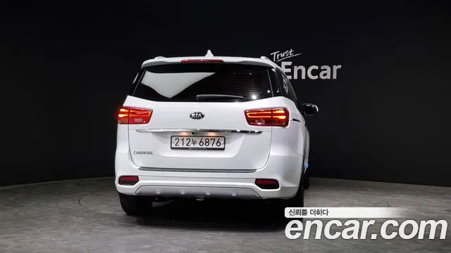 Kia The New Carnival 2020 Белый из Кореи, фото 5