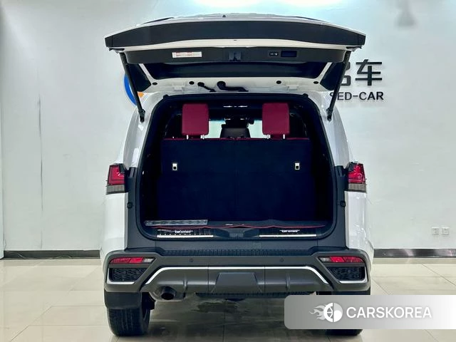 Lexus LX 2023 Белый из Китая, фото 5