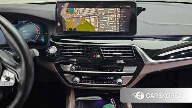 BMW 5 Series (G30) 2022 Черный из Кореи, фото 5