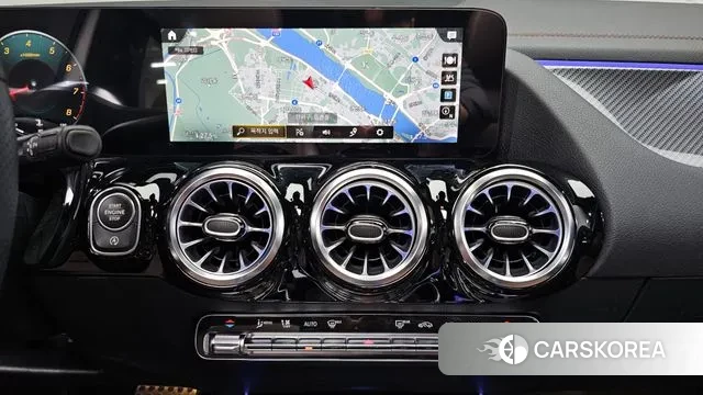 Mercedes-Benz GLA - Class H247 2023 Белый из Кореи, фото 5