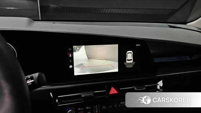 Kia Di Ol Nu Niro 2025 Белый из Кореи, фото 5