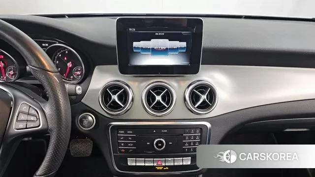 Mercedes-Benz GLA-Class X156 2019 Белый из Кореи, фото 5