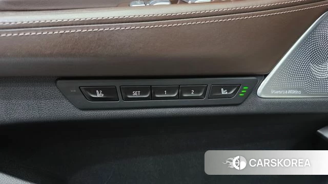 BMW 7 Series (G11) 2018 Черный из Кореи, фото 5