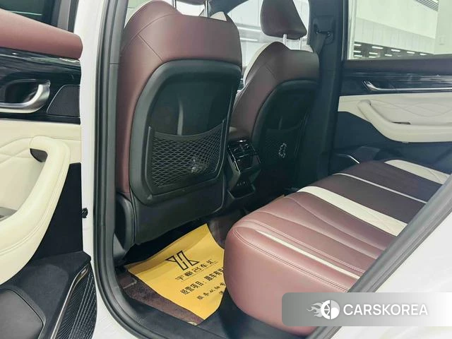 Geely Automobile Xingyue L 2022 Белый из Китая, фото 5