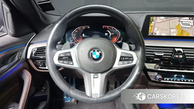 BMW 5 Series (G30) 2020 Серебристо-серый из Кореи, фото 5