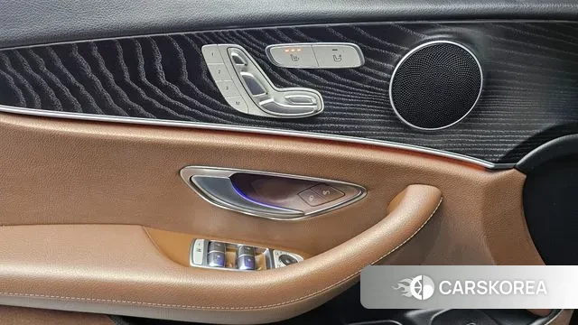 Mercedes-Benz E-Class W213 2020 Черный из Кореи, фото 5