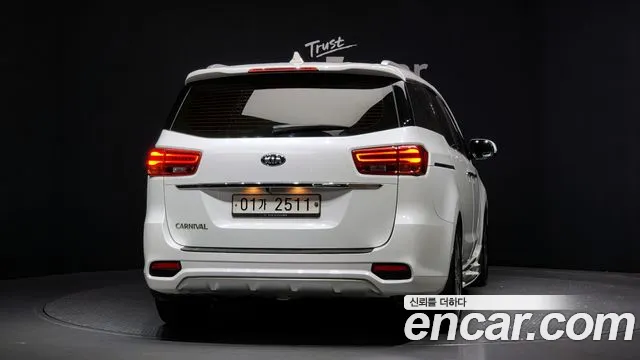 Kia The New Carnival id 2700059 из Кореи 5