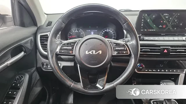 Kia Seltos 2021 Белый из Кореи, фото 5