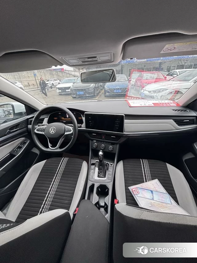 Volkswagen Bora 2023 Белый из Китая, фото 5