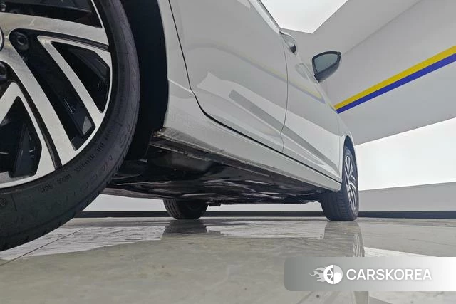 Volkswagen Lavida 2024 Белый из Китая, фото 5